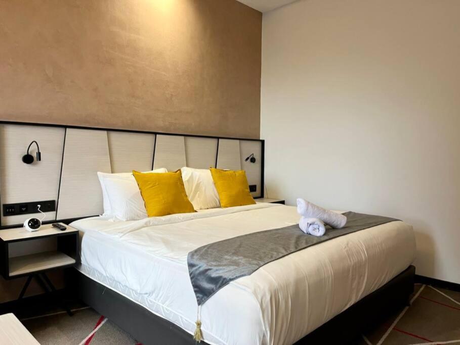 #211 M101 Dang Wangi Klcc View Pool By Livin Apartment Kuala Lumpur Luaran gambar