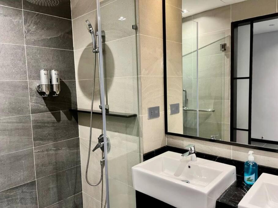 #211 M101 Dang Wangi Klcc View Pool By Livin Apartment Kuala Lumpur Luaran gambar